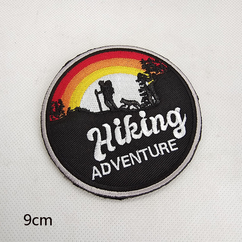 Brīvdabas kempings Pārgājieni Alpīnisms Ugunskura izšūšana Velcro nozīmīte Mugursoma Dekoratīva auduma plāksteris Taktiskā nozīmīte gatava pārdošanai