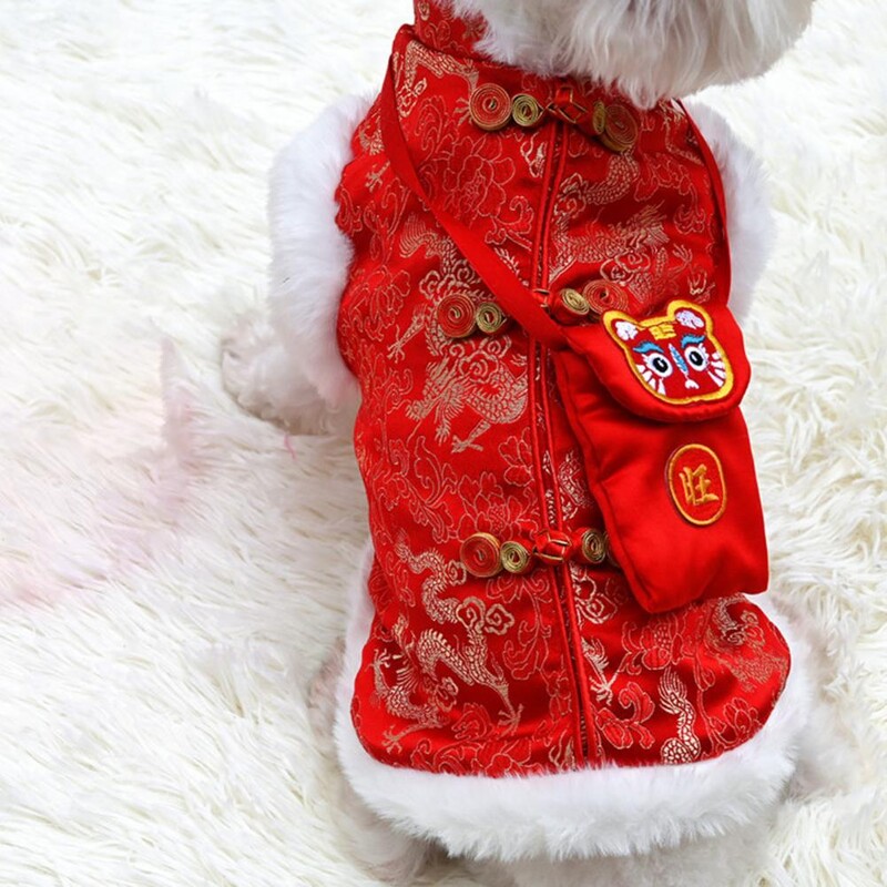 Palton pentru câini, destul de rafinat, cu cataramă, confortabilă, în stil chinezesc, pentru Anul Nou