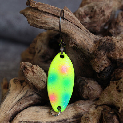 Új UV Glow dupla festett kanalas horgászcsalik pisztrángcsali sügér csali mesterséges csali