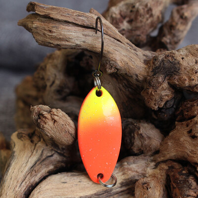 Új UV Glow dupla festett kanalas horgászcsalik pisztrángcsali sügér csali mesterséges csali