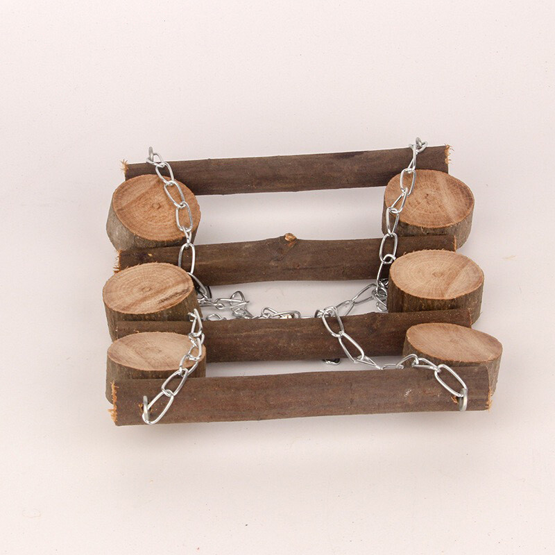 Parrot tiekia medžio masyvo sūpynės kramtomuosius žaislus