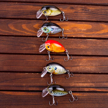 Мини Crank Bait 40mm 4g плаващ микро воблер Crankbait Шумни риболовни примамки за сладководни твърди изкуствени приспособления Minnow Bass