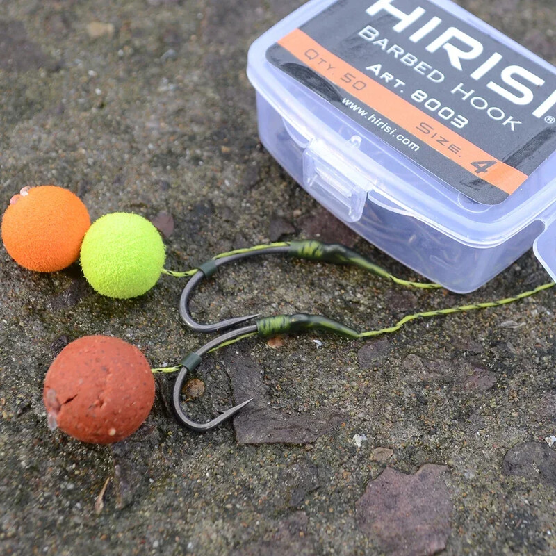 Hirisi 50ks povlakované vysoko uhlíkové nehrdzavejúce oceľové rybárske háčiky s ostňami na kapry v originálnej maloobchodnej krabici 8003