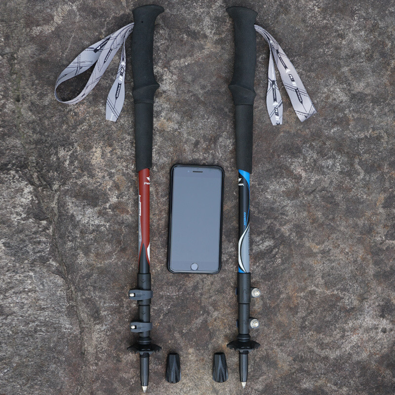 Vychádzková palica PIONEER 55-125 cm, alpenstocky, 3 sekcie, uhlíkové vlákno, ľahké, horolezecké, berle, outdoorová turistika