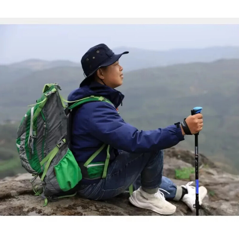 Teleskoopilised kokkupandavad matkakepid Klapplukud Kõnnikepid Matkakepid Ülimalt kerged süsinikkiust matkakepid