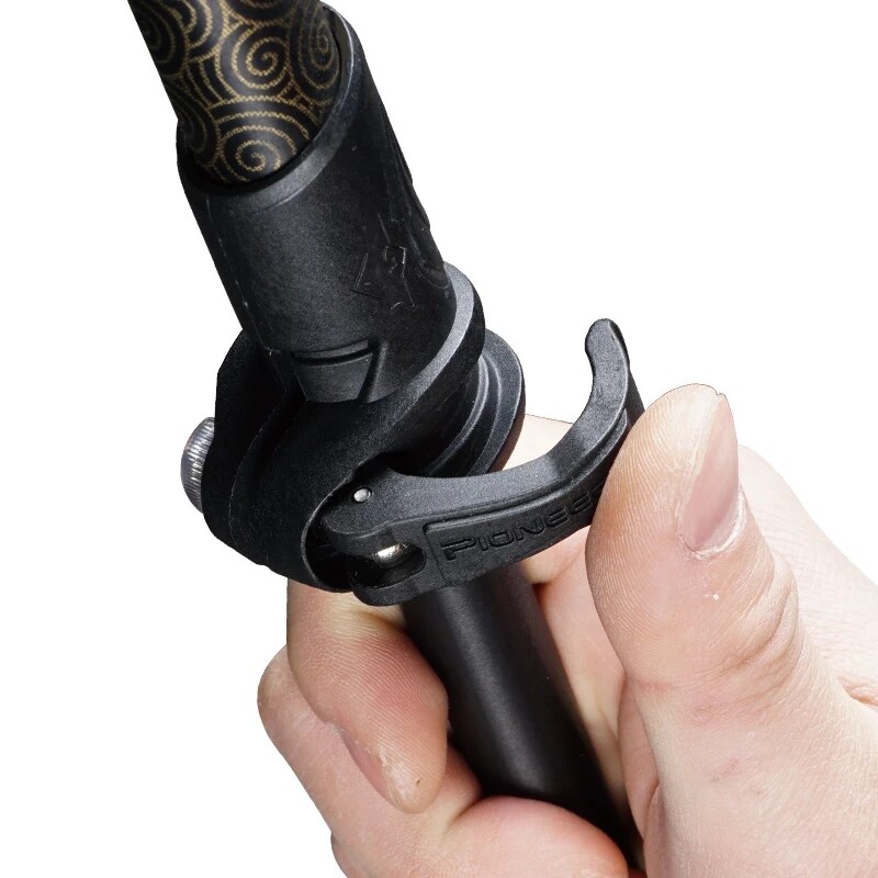 Pioneer Canes T-alakú fogantyú 7075 alumínium sétapálca idősek számára, állítható hosszúságú 62,5-100 cm Gyorszárás Csúszásgátló