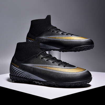 Pilnīgi jauni vīriešu futbola apavi Profesionāli ērti Futsal Grass Augstas kvalitātes treniņi Sporta Futbola Zābaki Īpaši viegli