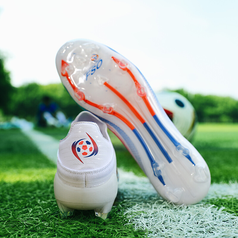 Aukštos kokybės SLIP-ON vyriški futbolo bateliai, neslystantys vejos futbolo apkabos vaikams TF/FG treniruočių futbolo batai Chuteira Campo 35-46