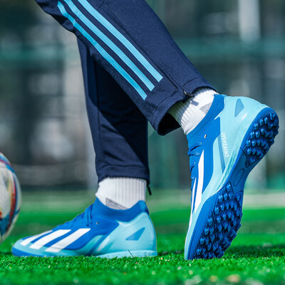 Vīriešu profesionālie oriģinālie sporta apavi Futbola apavi iekštelpu treniņiem Futbola zābaki āra biedrībā, ātrie futbola apavi