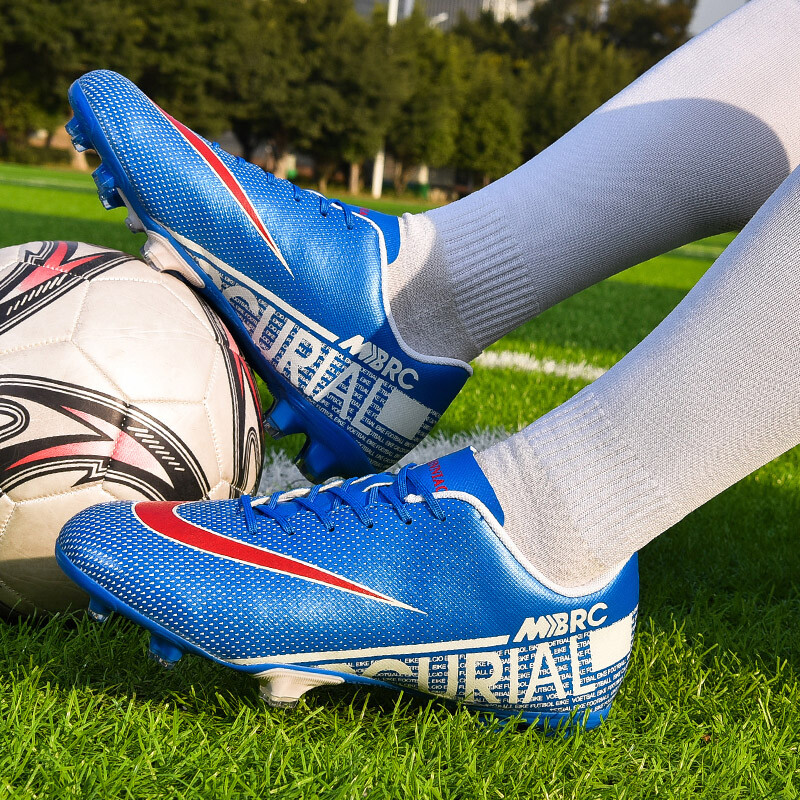 Nauji vyriški futbolo bateliai žemi vyriški futbolo batai FG/TF pado lauko komandinio sporto treniruočių avalynė kvėpuojanti ir patogi