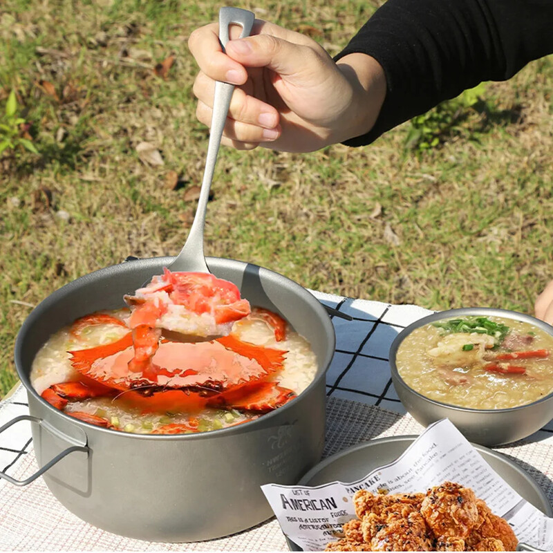 Titánová polievková lyžica do domácnosti s dlhou rukoväťou, riad s hlbokou miskou, naberačka z titánovej zliatiny, lyžica, kempingové príslušenstvo.