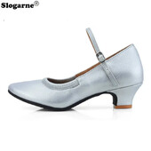 Dámske latino topánky z roku 2024, nové tanečné topánky so semišovou podrážkou, vnútorné, mäkké kožené sandále na spoločenské sály, podpätky 3,5 cm 5 cm, vonkajšie, moderné jazzové topánky