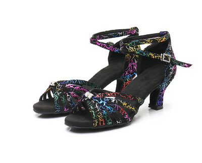 Mergaičių batai Lotynų Amerikos šokių moterims Moterų pobūvių salės Šiuolaikiniai tango šokių batai treniruotėms Batai Performance Salsa Sandalai