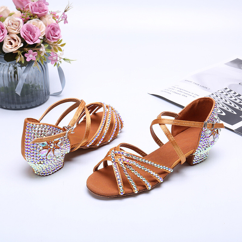 2024. Ženske ljetne nove vodene dijamantne latino cipele Ženske satenske umjetne cipele na petu od 3,5 cm Jazz Waltz Tango Moderne cipele za ples