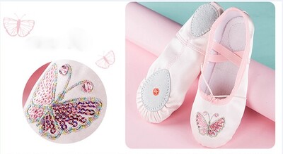 Satininiai baleto batai šokių plokščiapadžiai baleto batai su blizgučiais mergaičių karūnos drugelio dekoracija geros kokybės