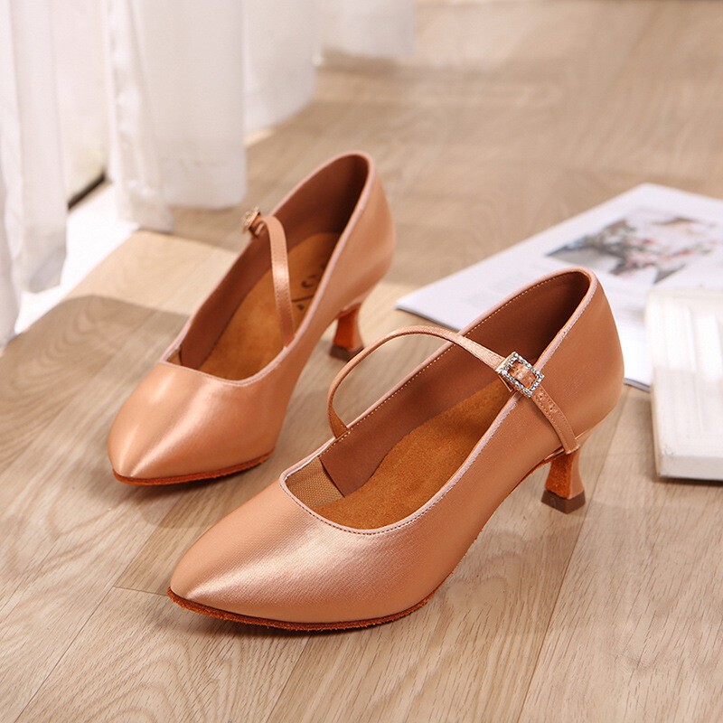 XIHAHA Šiuolaikiniai šokių batai Moterims minkšta apačia Nacionaliniai standartiniai pasimatymų Tango Square Dance Moteriški Batai Satininiai Moteriški sportiniai batai