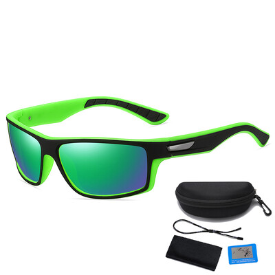 Sportiniai poliarizuoti akiniai nuo saulės.