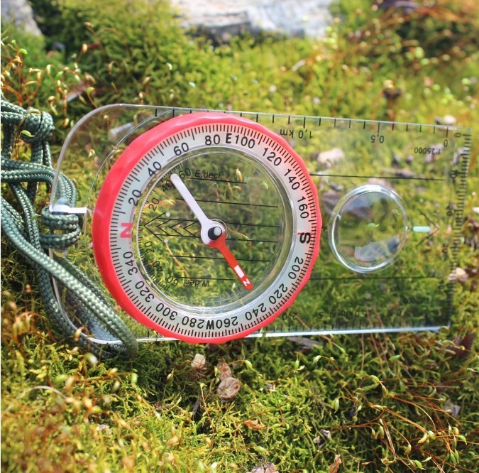 Āra mini kompass kartes mērogu lineāls Gaismas daudzfunkcionāls ceļojumu militārais kompass pārgājieni kempings izdzīvošanas ceļvedis