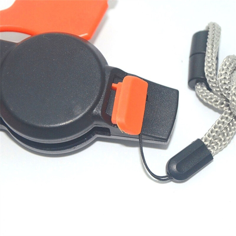 7 в 1 военна свирка за оцеляване Външен ключодържател с компас Лупа Термометър Пътуване Къмпинг Туризъм Аксесоар фенерче