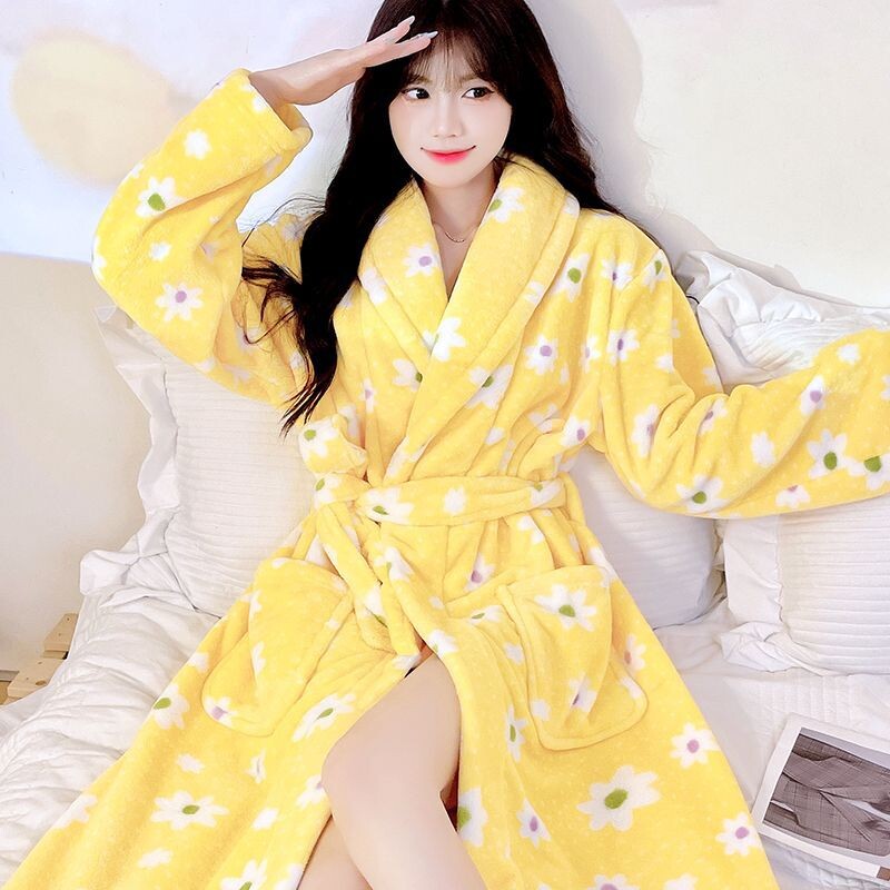 Pidžaamad naiste sügis- ja talvepaksus korall-sametist hommikumantel, soe kevad- ja sügisene flanellist pikkade varrukatega pidžaamad