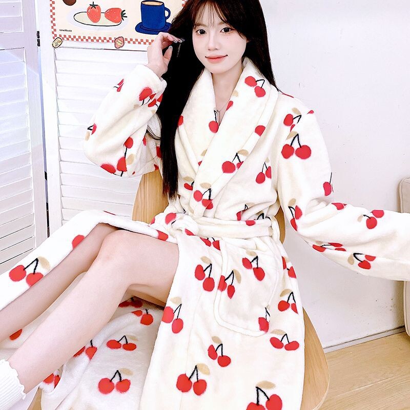 Pidžaamad naiste sügis- ja talvepaksus korall-sametist hommikumantel, soe kevad- ja sügisene flanellist pikkade varrukatega pidžaamad
