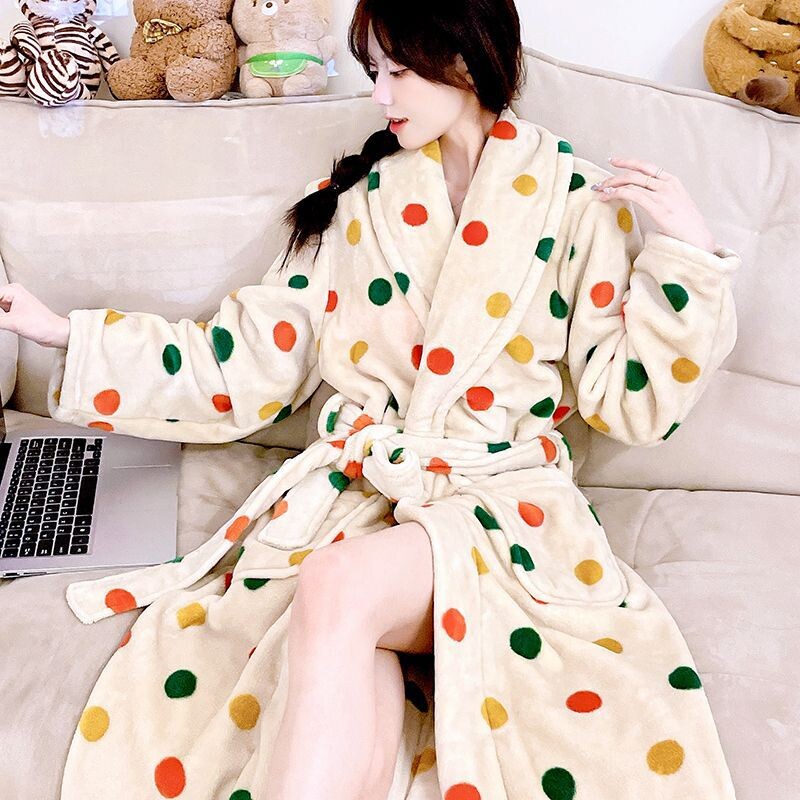 Pidžaamad naiste sügis- ja talvepaksus korall-sametist hommikumantel, soe kevad- ja sügisene flanellist pikkade varrukatega pidžaamad