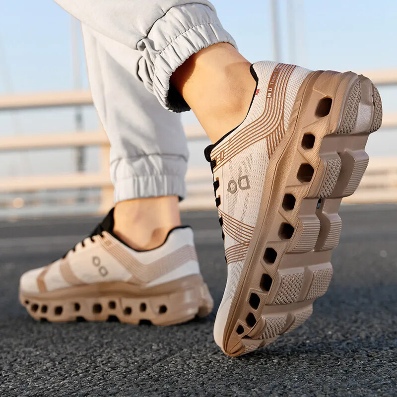 Tenisice za trčanje Udobne, prozračne, lagane, šuplje, potplat, apsorpcija udaraca, bijele boje, velike veličine 39-45, moda, slobodno vrijeme, sport