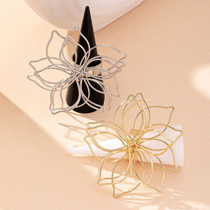 Europski i američki retro jednostavan temperament pretjerani metalni šuplji cvjetni prsten ženski Amazon Temu prekogranični ručni nakit