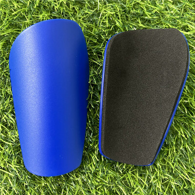 1 чифт предпазител за пищяла за мини футбол Устойчив на износване абсорбиращ удари протектор за крака Лек преносим футболен тренировъчен борд