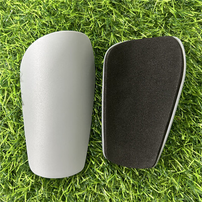 1 чифт предпазител за пищяла за мини футбол Устойчив на износване абсорбиращ удари протектор за крака Лек преносим футболен тренировъчен борд