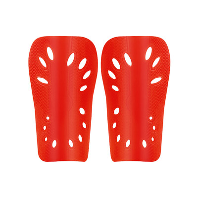 1 чифт футболни подложки за пищяли Пластмасови футболни предпазители Протектор за крака за деца Възрастни Защитна екипировка Дишащ предпазител за пищяли 6 цвята