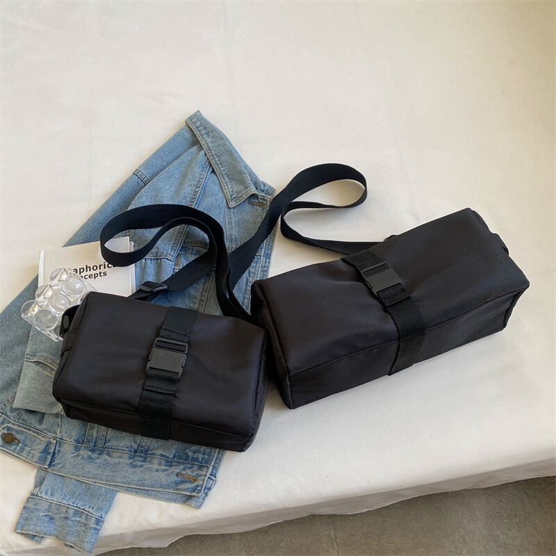 QUESHARK Dámska ležérna jednofarebná oxfordská látková crossbody taška do posilňovne, športová veterná veľkokapacitná fitness taška, taška na hrianky