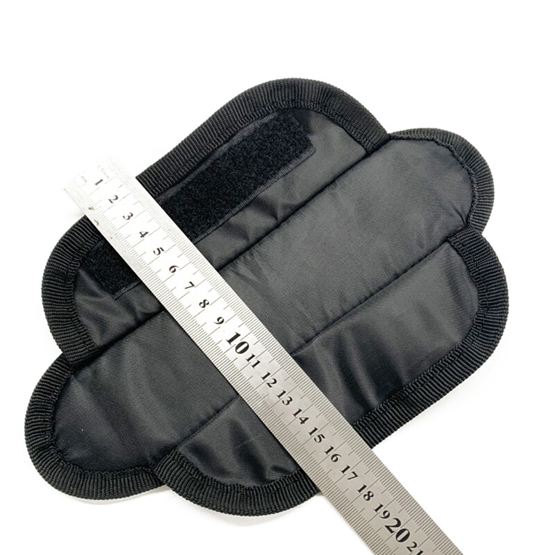 1 ks odolná oxfordská látka, otvárací ramenný popruh, náhradná podložka na opasok pre cestovnú počítačovú tašku, príslušenstvo