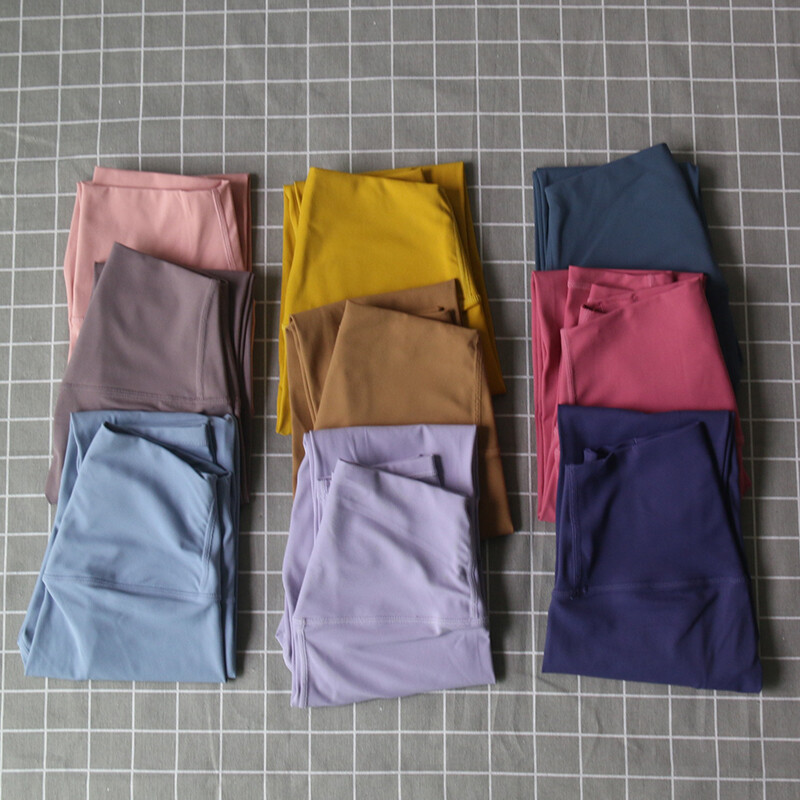 Karštas išpardavimas Moteriškos antblauzdžiai Jogos kelnės Merginoms Fitness Minkštos pėdkelnės aukštu juosmeniu Paminėkite Hip No T Line Soild sportinės kelnaitės, plius dydis 3xl