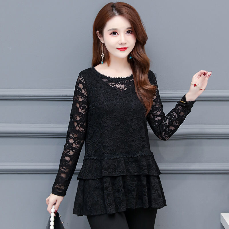 Дантелена горна риза със средна дължина 2024 г., пролет и есен, нови дамски дрехи с големи размери, широки и отслабващи, долна риза в западен стил, която покрива корема