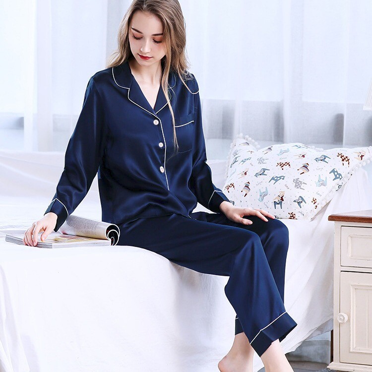 Големи дамски пижами с големи размери, симулирани копринени ревери с дълги ръкави, ледени копринени пролетни и есенни жилетки, домашни дрехи 