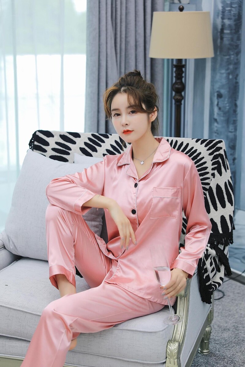Големи дамски пижами с големи размери, симулирани копринени ревери с дълги ръкави, ледени копринени пролетни и есенни жилетки, домашни дрехи 