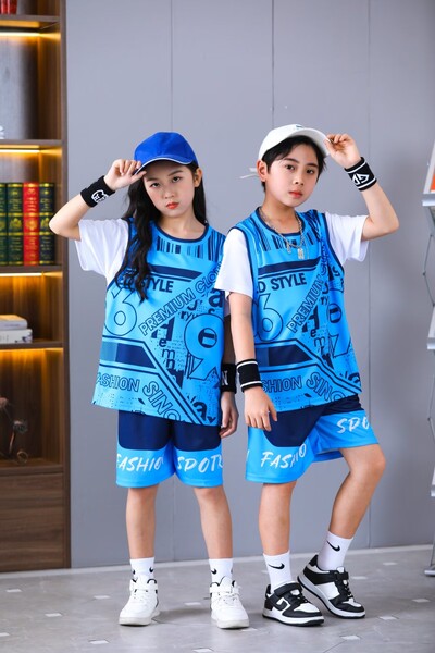 Ново детско облекло костюм бързосъхнещ абсорбиращ потта момчета момичета #Баскетболни фланелки Фалшив комплект униформи от две части първичен sc