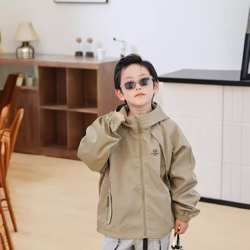 Jesen 2024. Dječja odjeća Nova zgodna jakna za dječake Korejska odjeća Zakrivljena dječja jakna s kapuljačom