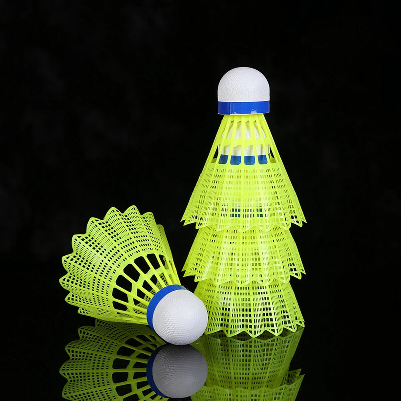 6 vnt/komplektas Nailono Shuttlecock stalo pluošto rutulinė galvutė, pilnai apvali vilnos stiliaus plastikinis badmintonas, skirtas treniruotėms lauke, patvarus