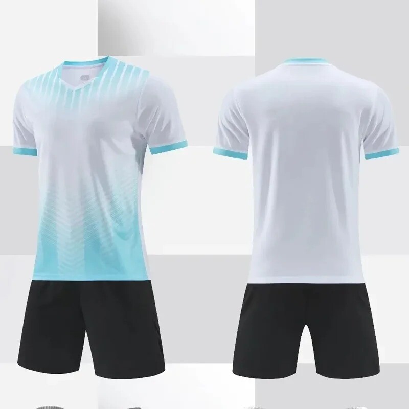 Unaprijedite svoju dječju nogometnu igru s ovim elegantnim atletskim setom Dječji nogometni set vrhunske kvalitete