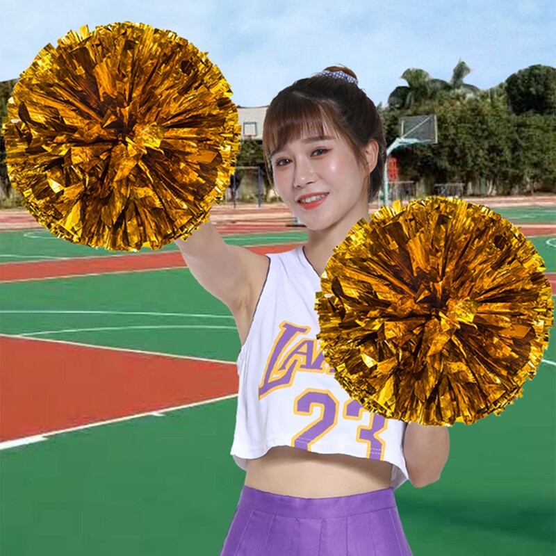 Palūkanų komandos gėlių kamuoliai, merginos šoka rankoje laikomų sportinių vakarėlių klubo dekoravimas pom poms.