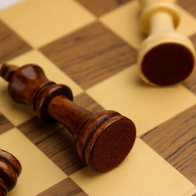 29x29 cm-es nagy sakktábla, stratégiai gondolkodást fejlesztő 3 az 1-ben sakktábla Backgammon összecsukható sakktábla gyerekeknek, felnőtteknek