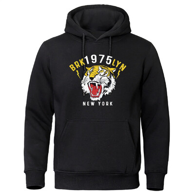 Novi jesenski i zimski modni trend labava retro majica s kapuljačom prikladna za svestrani muški top dugih rukava u jesen i zimu