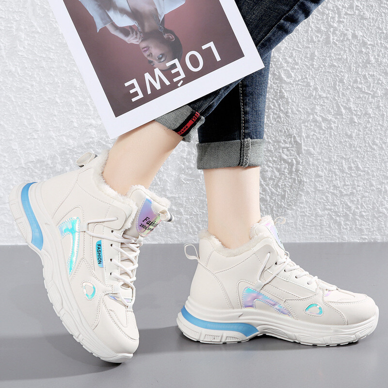 Cross-border plius dydžio 2024 nauji žieminiai moteriški medvilniniai batai plius aksominiai šilti bateliai storu padu moteriškiems sportiniams ir laisvalaikio batams