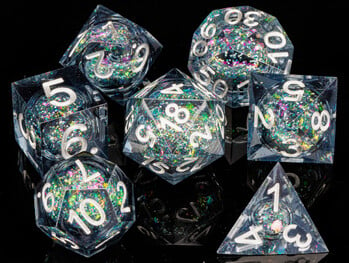 7PCS Sharp Resin Dice Set Liquid Core Dice & Sharp Edge Ролеви игри зарове, зарове от златно фолио от смола