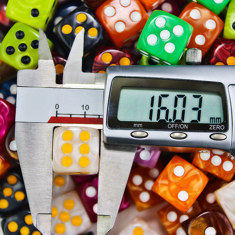 10kom kockica D6 16 mm kockanje kockica s mramornim efektom točkica Dodaci za igre s kockicama Igračka i poklon