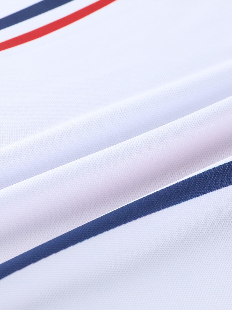 2024. aasta uus mood meeste lühikeste varrukatega polosärk Liibuv triibulise trükiga tänavarõivad vabaaja meeste hingavad meesterõivad