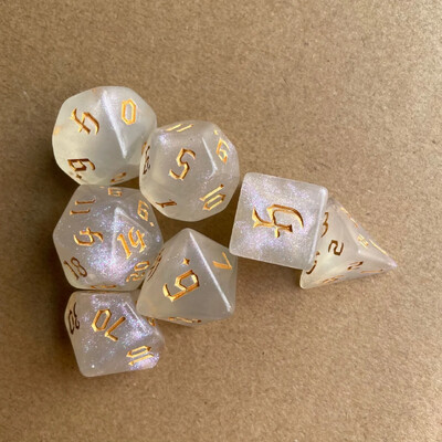 7 vnt. rinkinys, naujas blizgantis auksinis šriftas daugiakampis stalo žaidimo skaitmeninis kauliukas, skirtas DND TRPG RPG D20 D12 D10 D8 D6 D4 stalo žaidimų kauliukų rinkinys