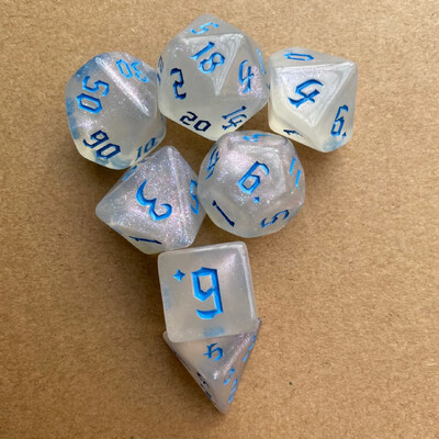 7 vnt. rinkinys, naujas blizgantis auksinis šriftas daugiakampis stalo žaidimo skaitmeninis kauliukas, skirtas DND TRPG RPG D20 D12 D10 D8 D6 D4 stalo žaidimų kauliukų rinkinys